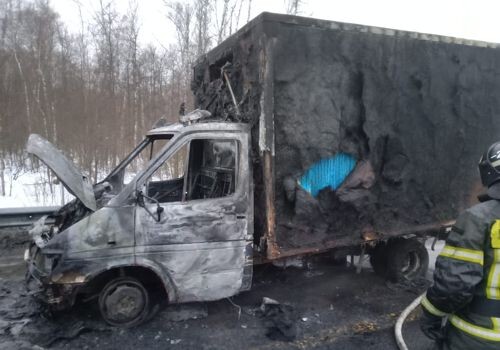 На 85 км автомагистрали М-4 "Дон" сгорел грузовой автомобиль Новости Ступино 