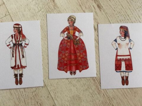 Авторскую серию открыток выпустили для кочующей ступинской выставки костюмов Новости Ступино 
